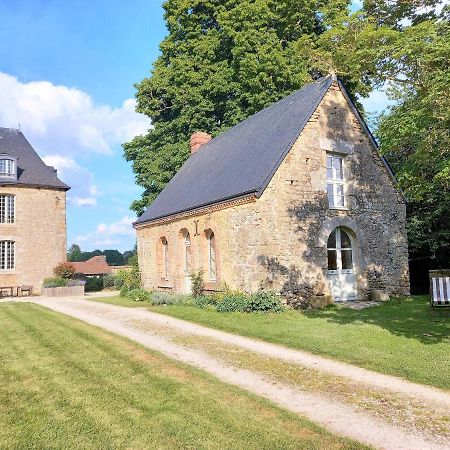 Gasthaus L'Annexe Du Plessis Bochard Saint-Pierre-des-Nids Exterior foto